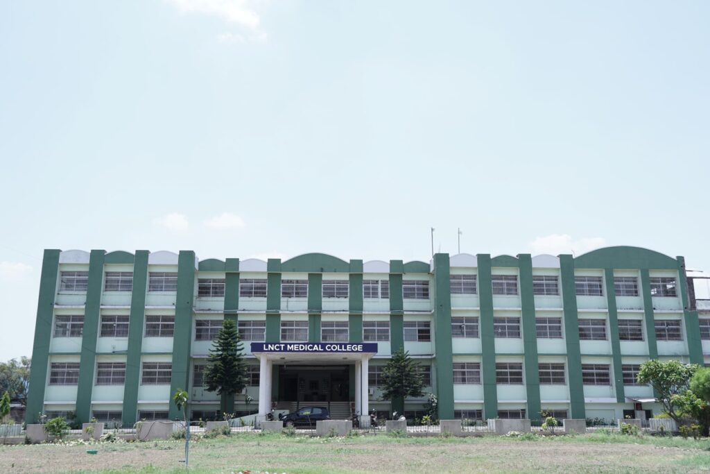 LNCT MEDICAL COLLEGE AND SEWAKUNJ HOSPITAL INDORE