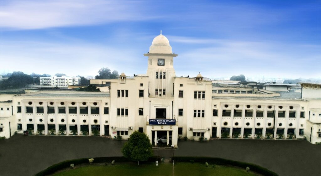 Dr. D. Y. Patil Medical College offers undergraduate medical college-pic